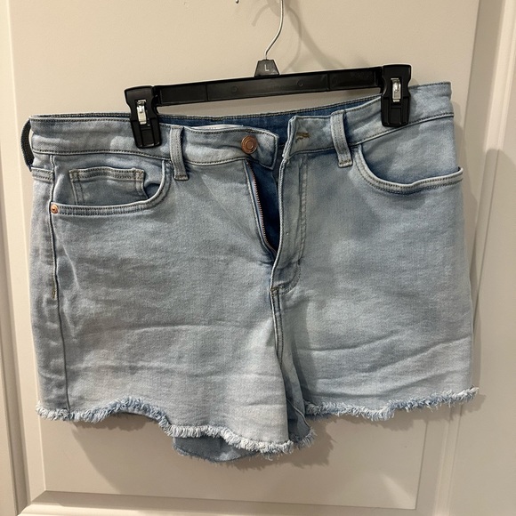 WOMENS HIGH WAISTED DENIM SHORTS - LAUREN CONRAD SIZE 14 SHORTS - Picture 1 of 3